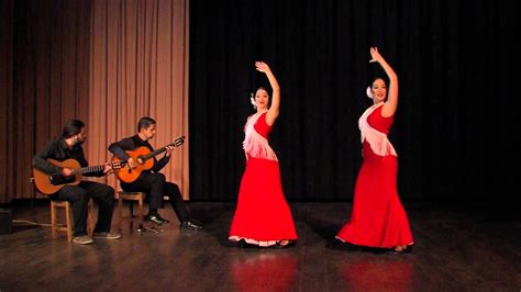 Entre Dos Aguas; một bản Flamenco đầy khát vọng và đượm buồn